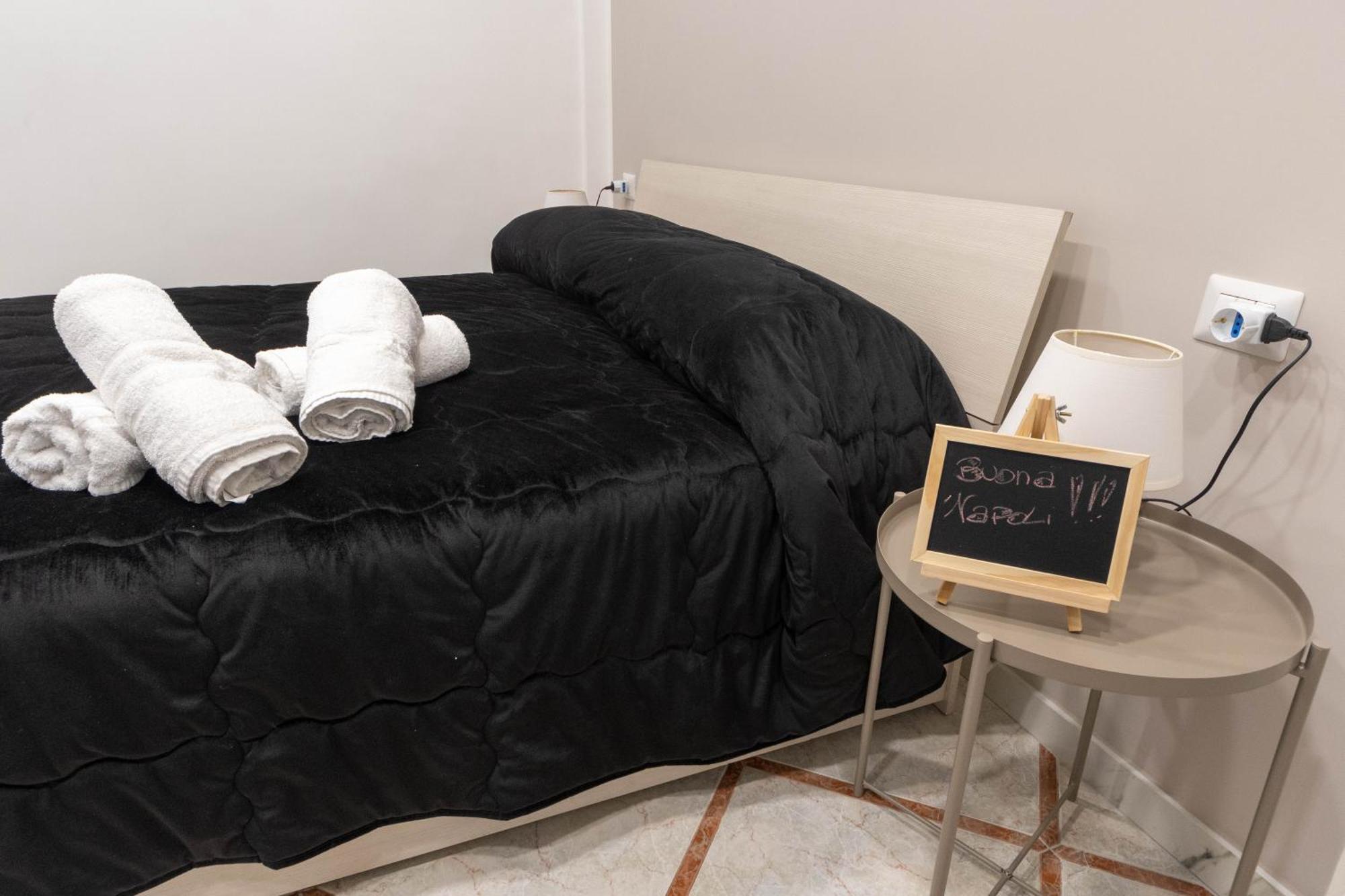 Buona Napoli Apartman Kültér fotó